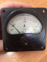 Э8021, 77 г.в. 2,5 кл (пред.изм  0-300 А, TT300\5, частота 50:180-550 Hz)