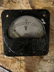 Э421, 69 г.в. 2,5 кл. (пред.изм 0-30 V) 1000 Hz