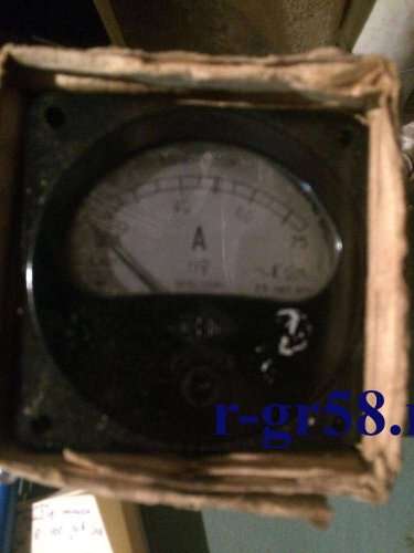 Э8021, 2,5 кл, 73 г.в. (пред.изм 0-75 A, ТТ75/5, частота 50:180-550 Hz)