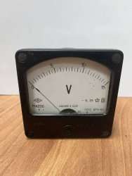 М4200, 76 г.в. 2,5 кл (пред.изм  0-15 V)