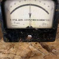 М1690А, 67 г.в. 2,5 кл. (пред.изм 50-0-50 V) с доб.сопр 2,5%