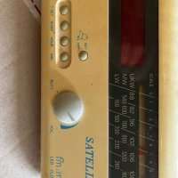 SATELLITE 220V/50HZ/8W